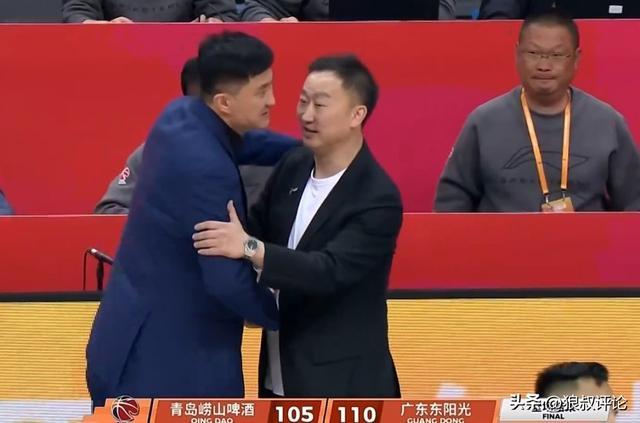 开云体育-杜锋:王洪泽给广东男篮带来了很多的支持 欢迎麦考尔终于回归了