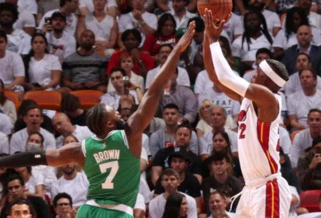 开云体育app-历史数据昭示绿军G2必须取胜 若输球或宣判死刑